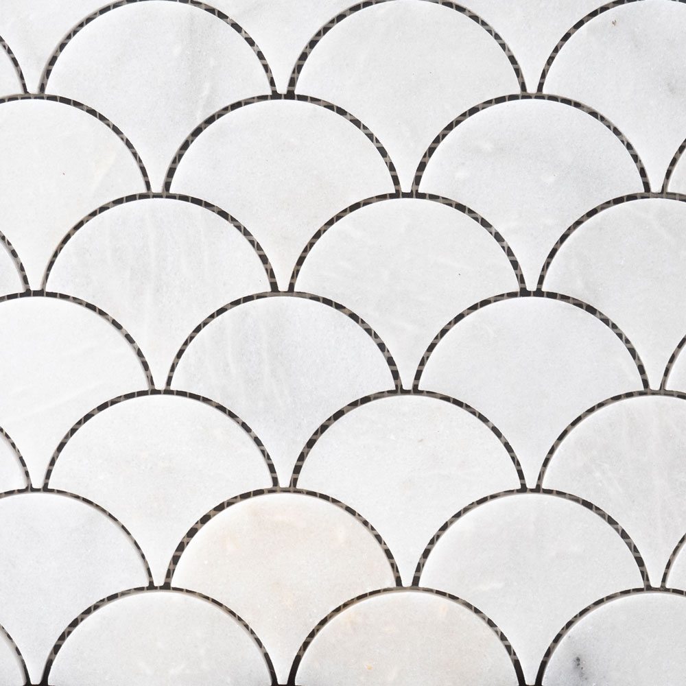 Calacatta-Pearl-Marble-Scallop-Mosaic