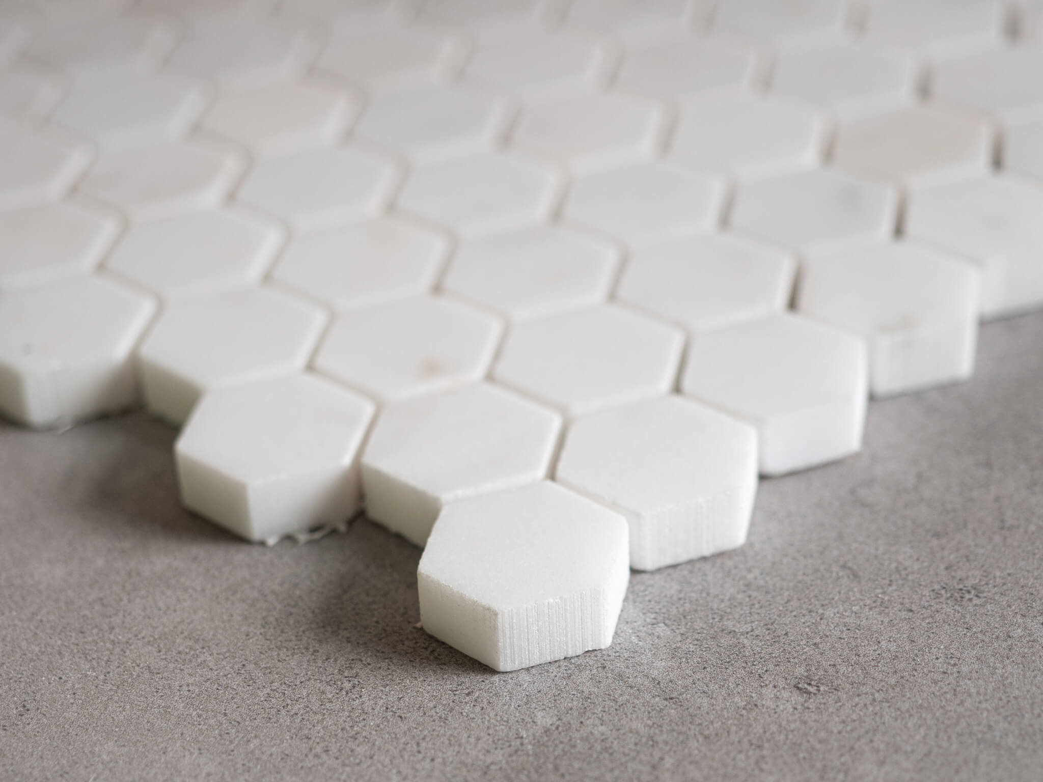 Penny Hexagon Calacatta Honed