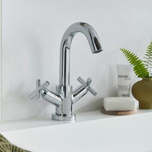 Deck - Mounted Mono Basin Mixer- Chrome 1