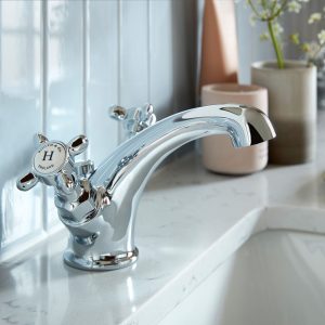 Smooth Body Mono Basin Mixer - Chrome 2