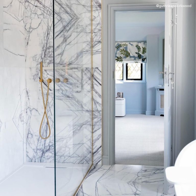Calacatta Lilac White Marble Tile