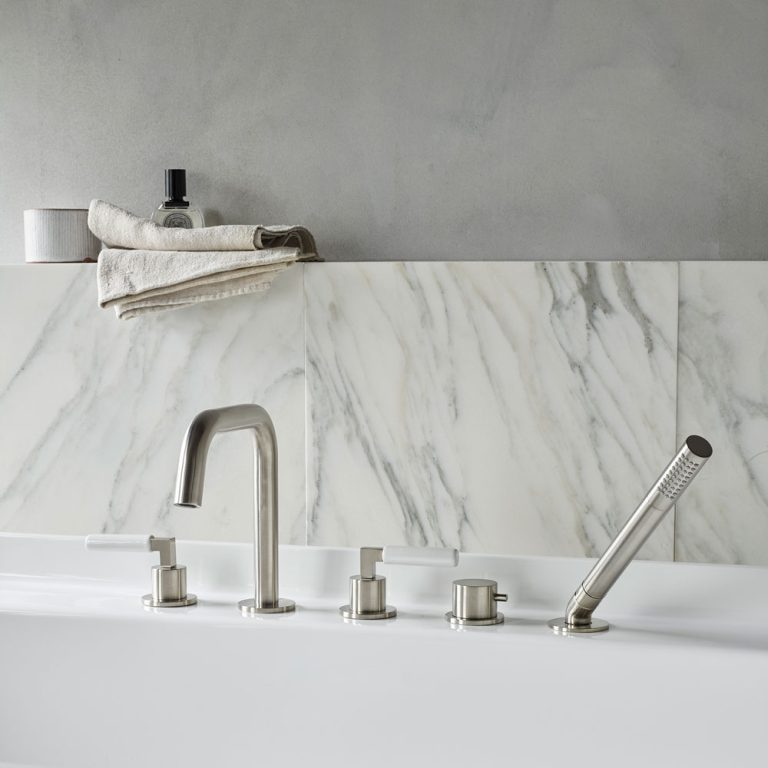 Calacatta Verde Marble Tile