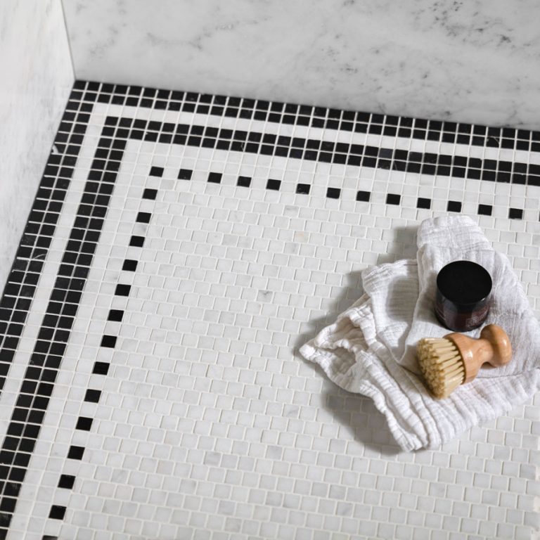 Calacatta and Nero Marble Border Mosaic