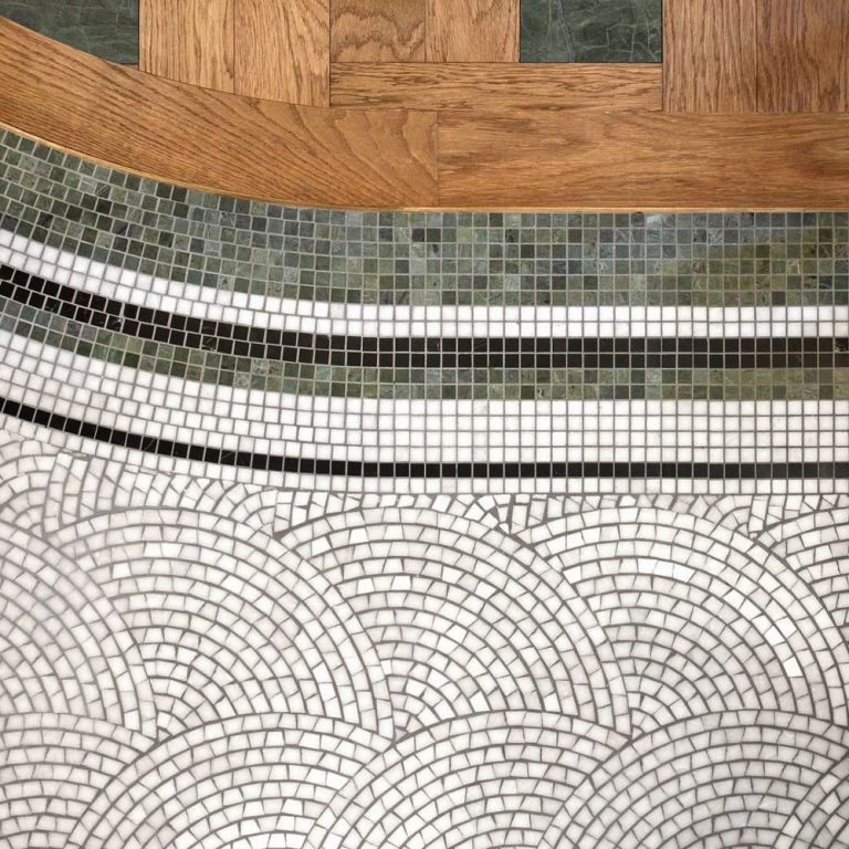 Calacatta Marble Cracked Fan Mosaic