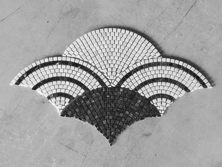 White and Black Marble Fan Scallop Mosaic