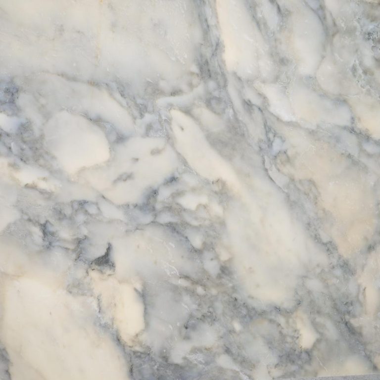Calacatta Apuano Honed Marble Slab 97664
