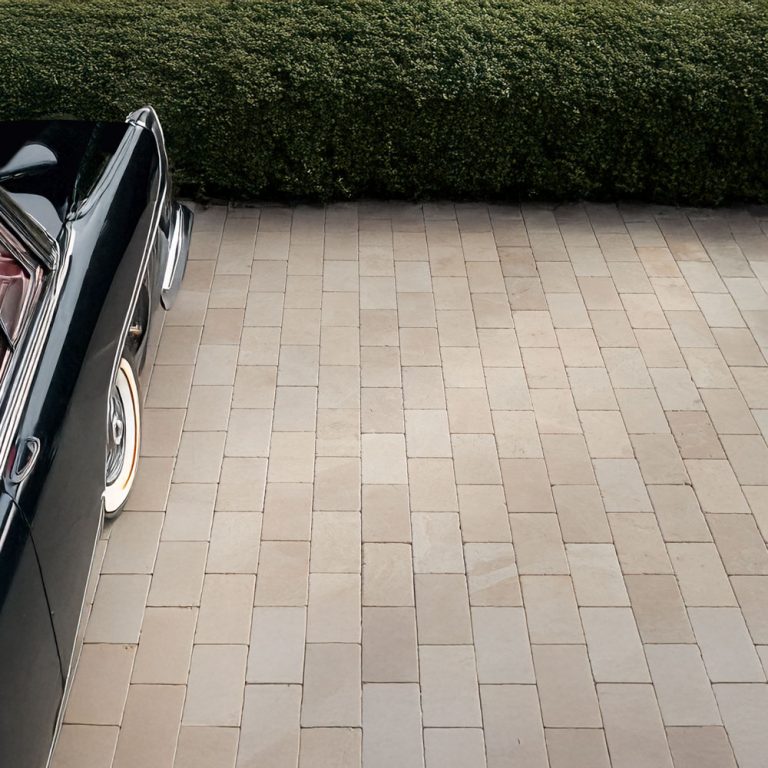 White Emperador Marble Cobble Paving 10m² Pallet