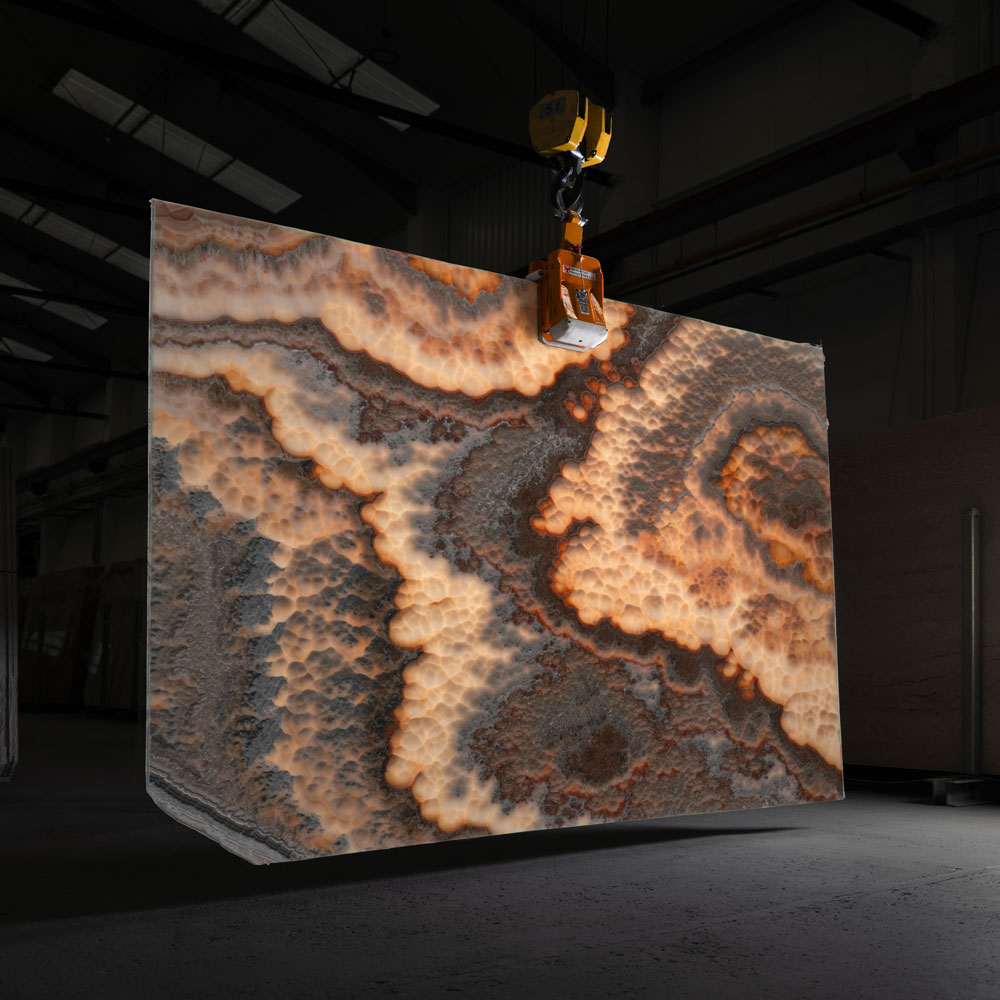 Cashemre-Onyx-Slab-Backlit.jpg